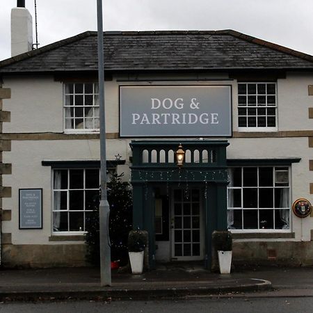 Dog And Partridge Inn Calne Extérieur photo